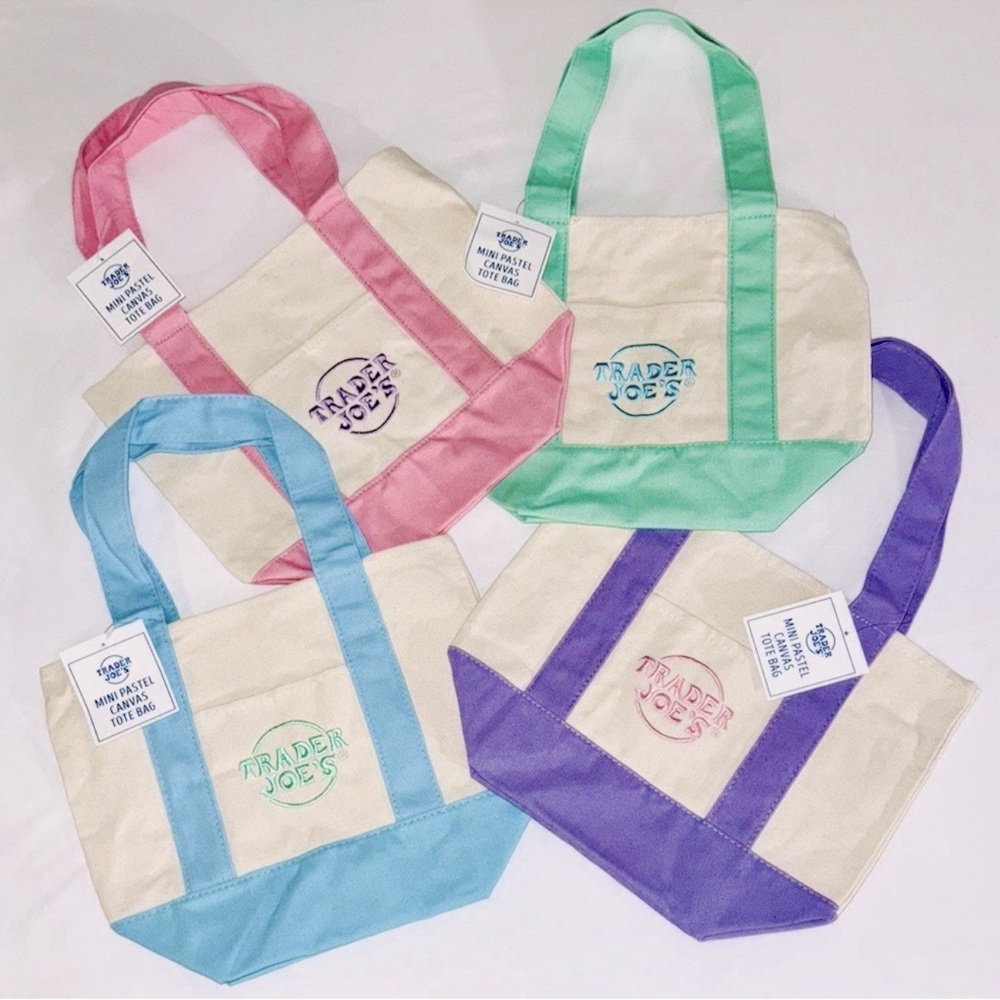 NWT Trader Joe's Mini Canvas Tote Bags Set - Pastel